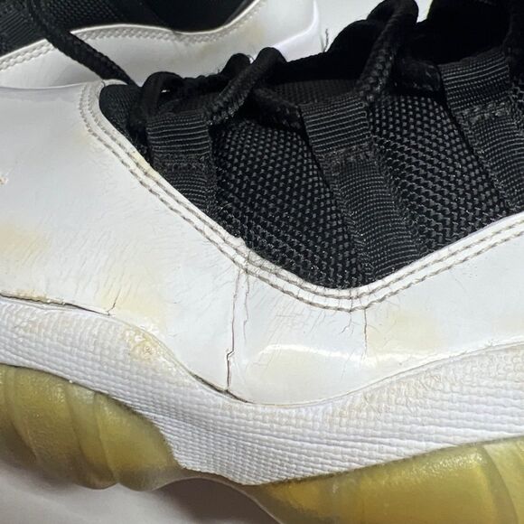Nike Air Jordan 11 XI Retro Low Tuxedo Reverse Concord 528895-110 Men’s Size 13 - Picture 8 of 16